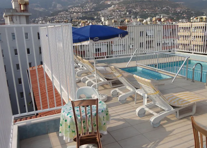 アパートホテル Sailorson 3*