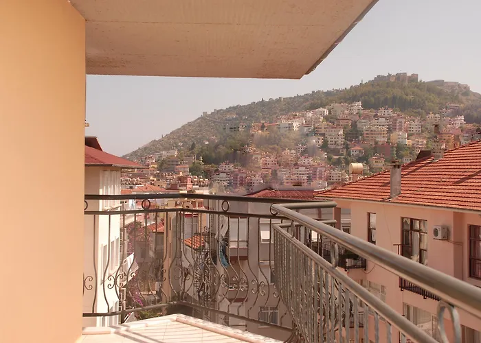 萨利森公寓酒店 3*